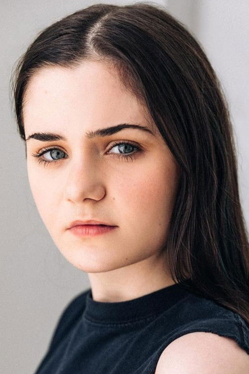 Lilah Guaragna as Sloane