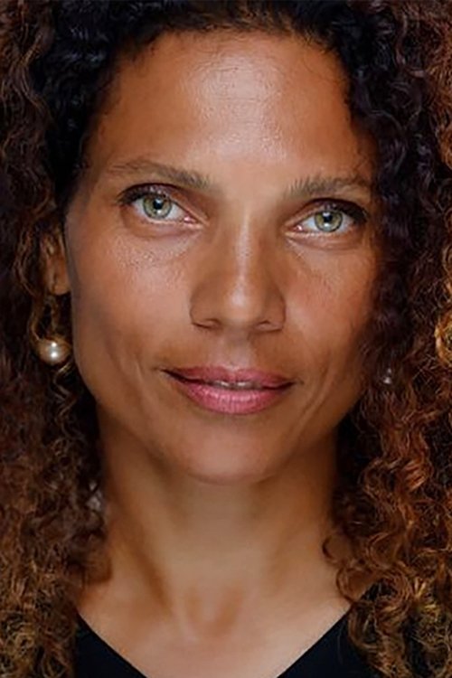 Esperanza Copini as Sara (Voice)