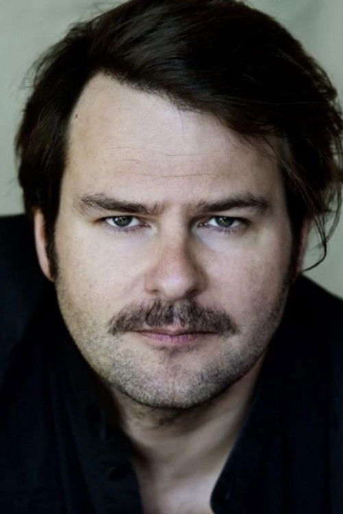 Philipp Hauß as Edgar