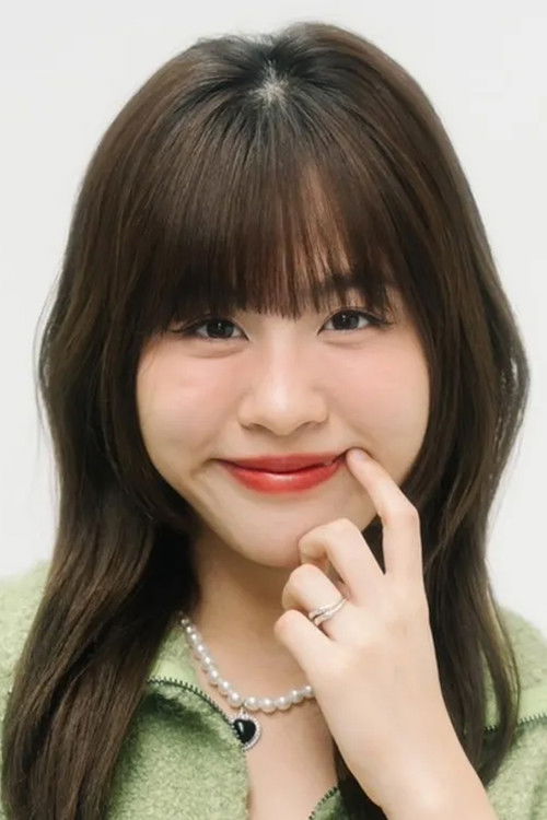 Warisara Jitpreedasakul as June