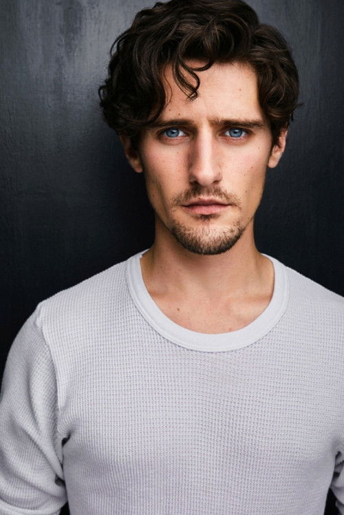 Matthew J. Lindblom as Robbie