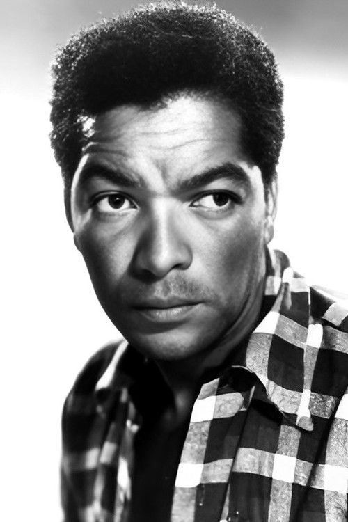 Earl Cameron as Lemmie