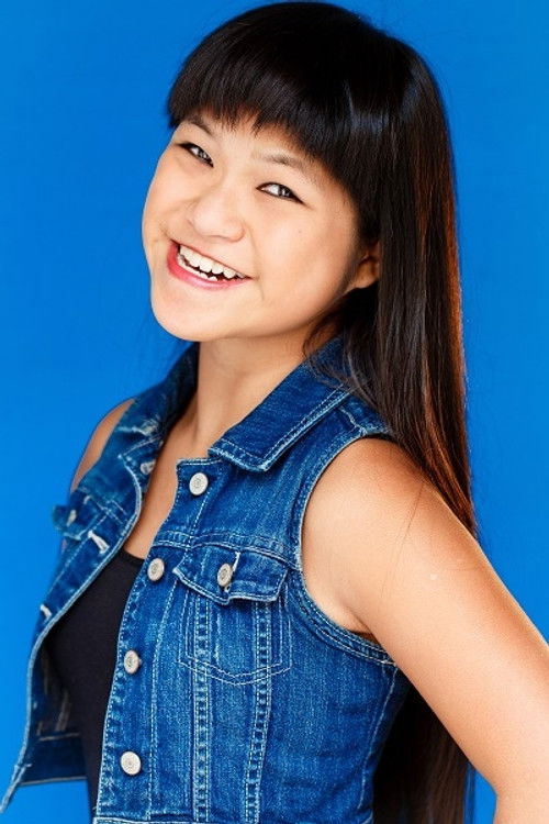 Madison Dae Clarion as Tone Deaf Girl