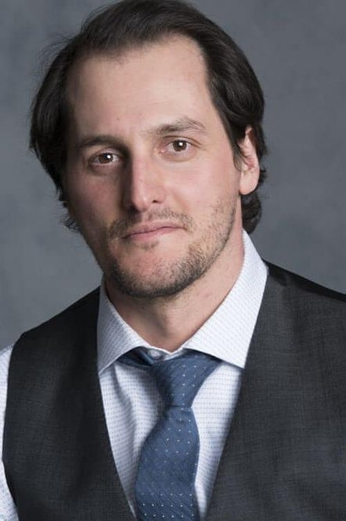 Kristopher Bowman as Sean