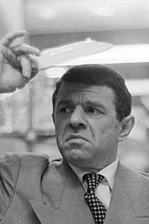 Serge Davri as Oscar