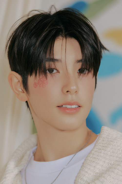 Yuki as Self - Contestant