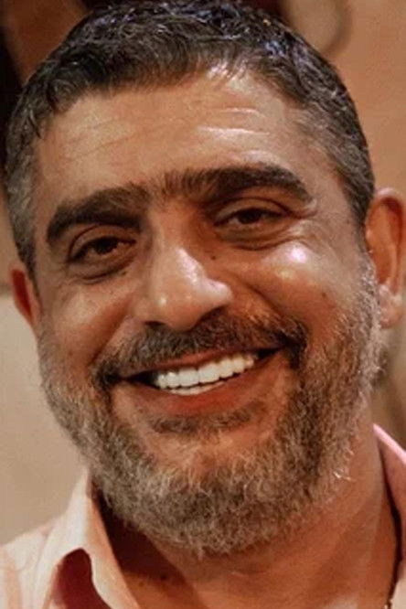 Aram Gevorgyan as Gharabaghtsi (as Aramo)