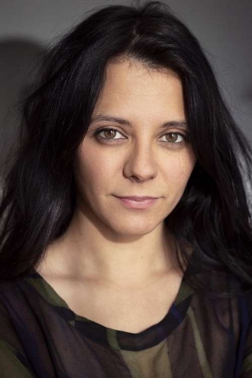 Edith Proust as Cass