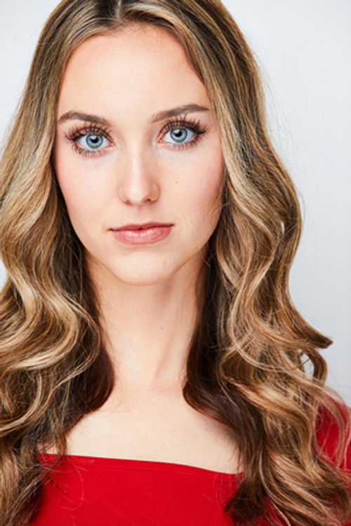 Mariah Justice as Lieutenant Emily (uncredited)