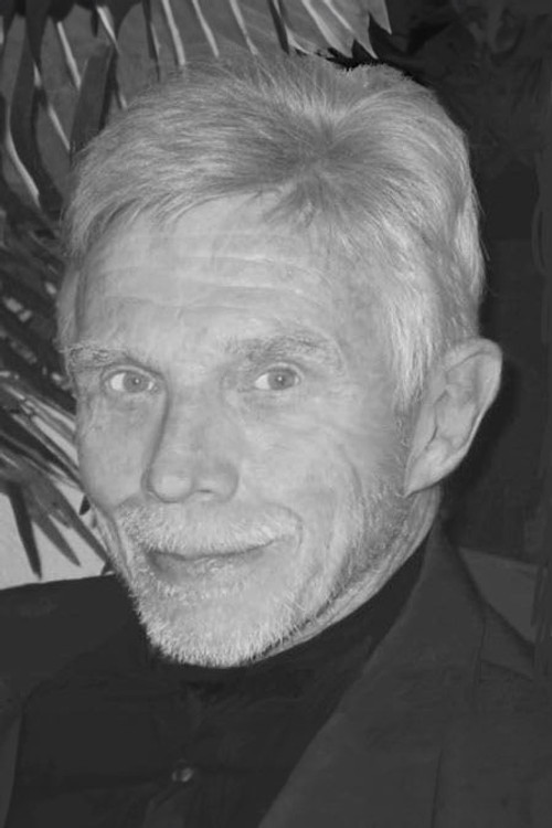 John Archer Lundgren as Zeefros