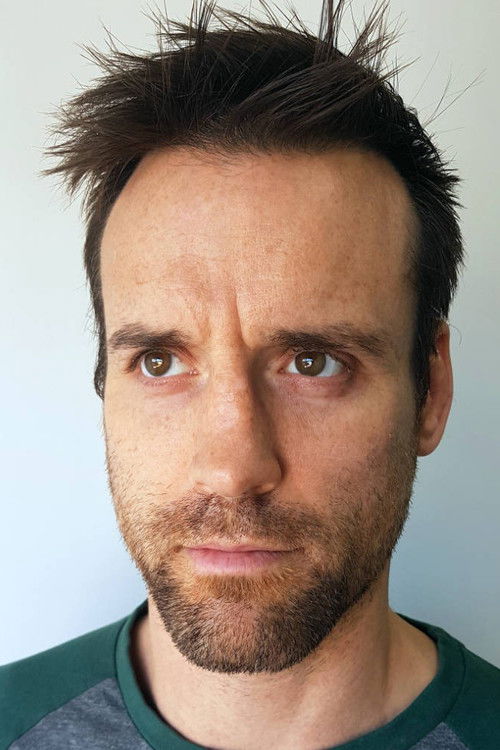 Martin Grandmont as Doorman