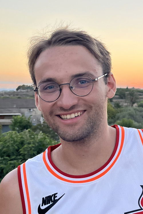 Raphaël Lesage as Brutus Gravelin