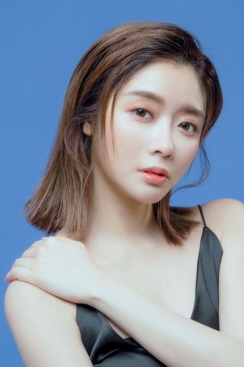 Jenny Cheng as Yang Ruo-Chen