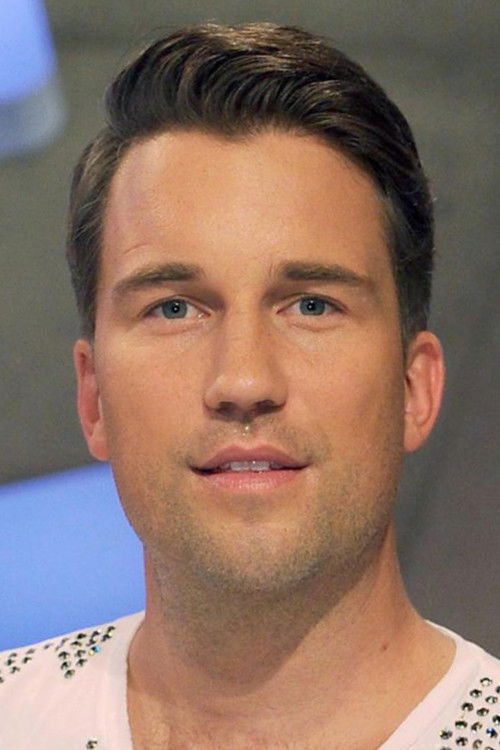 DJ Antoine as Self - Coach