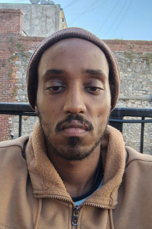 Mohamed Ali Farah as Nadia's Brother