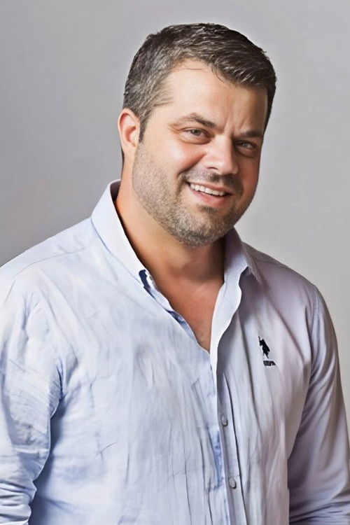 Arben Derhemi as Vlonjati