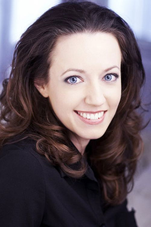 Sarah Sawatsky as Paula