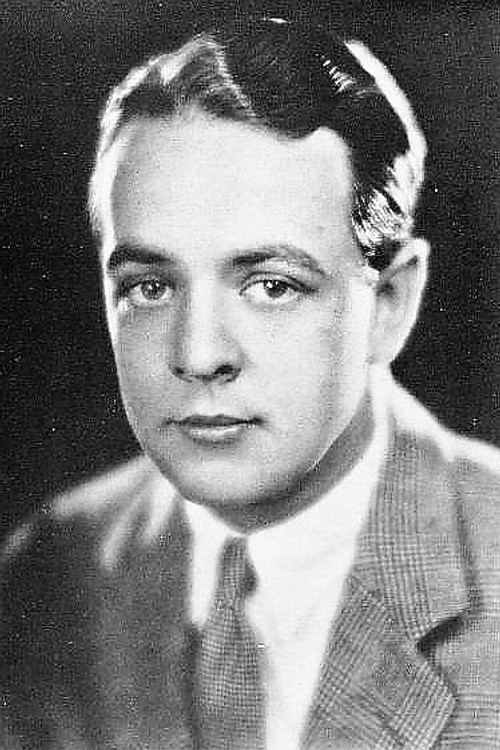 Robert Agnew as Bob Cantfield