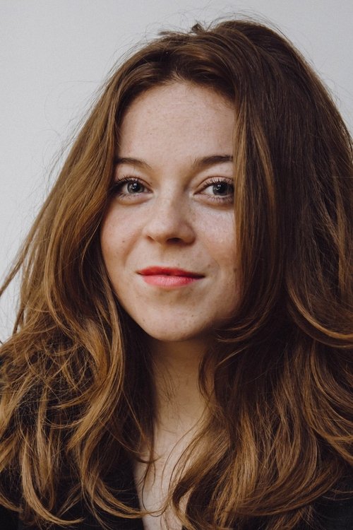 Jennifer Welts as Suus