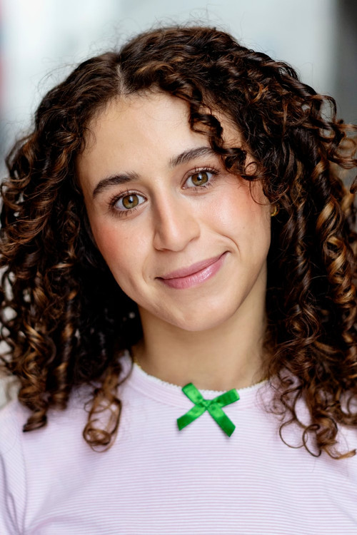 Solaf Masoud as Vært