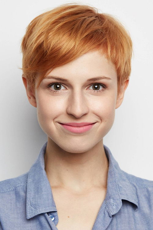 Daria Polasik as Ola