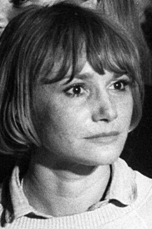 Magali Clément as Lola