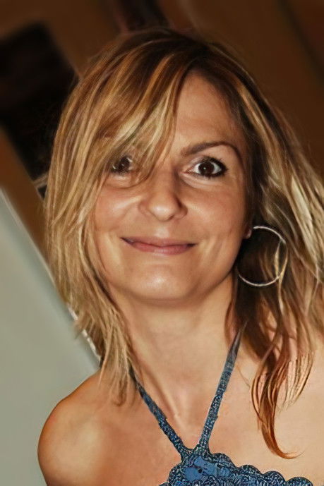 Naďa Vinecká as Kidnapped Girl Three