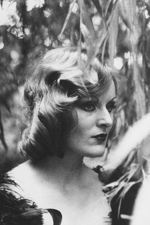 Magdalena Montezuma as 