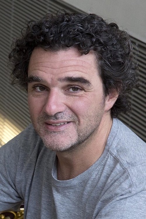 Jorge Prendas as Alfredo Nyarlathotep