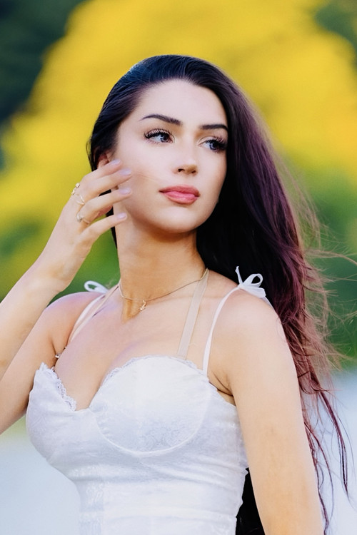 Hannah Fae Wyatt as Shopper #3