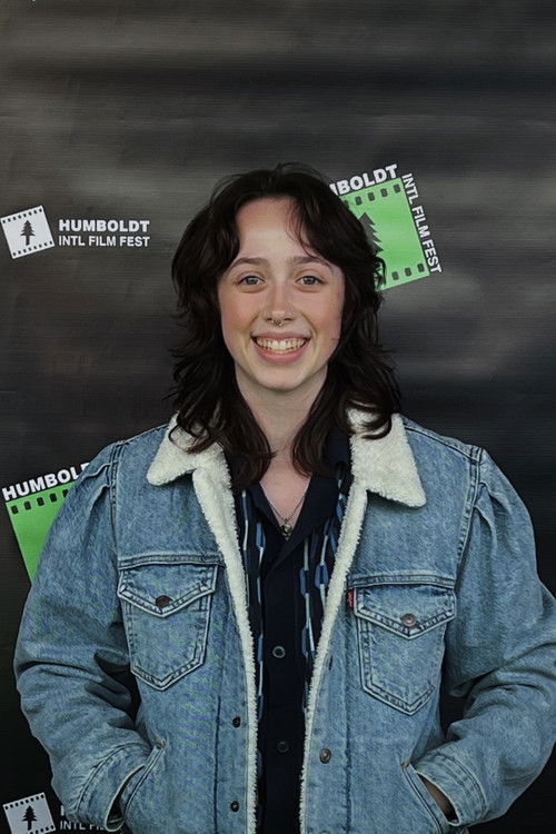 Emma Lawrence as Anna