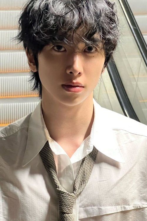 Lee Dong-yeol as Self — Contestant