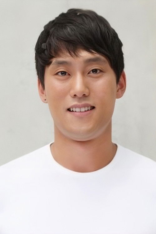 Noh Hyung-won as Police