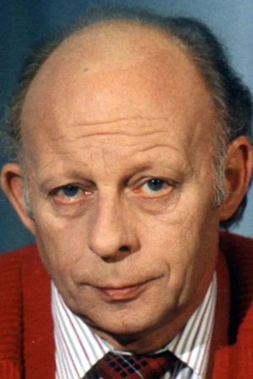 Dieter Adler as Sports Reporter