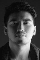 Lei Ponce as Guy (Bar by the beach)