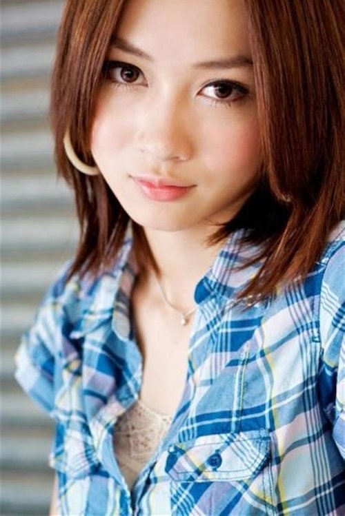 Carol Yeung as Bonnie