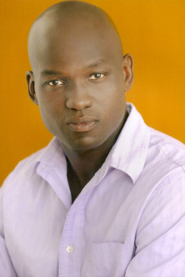 Eric Davenport as Carlton