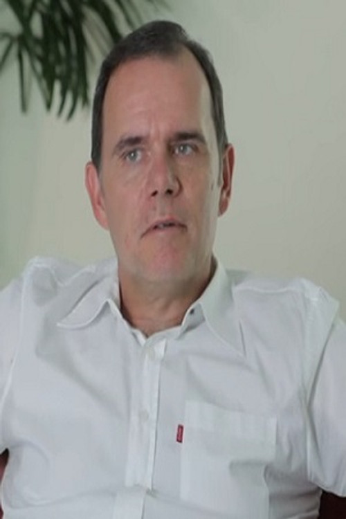 Eduardo Morettin as Himself