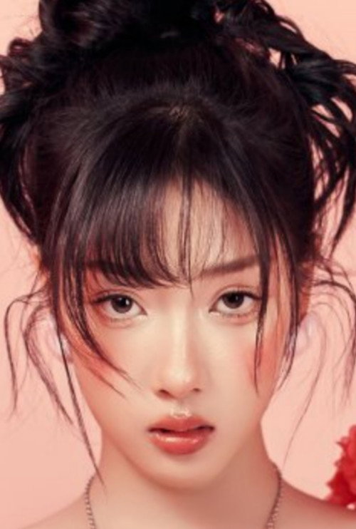 Tharathip Baisaeng as Jane