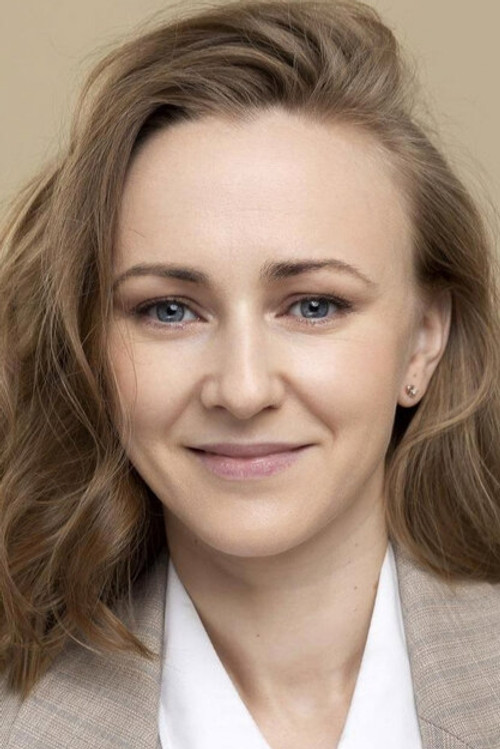 Вера Сапунова as Инга