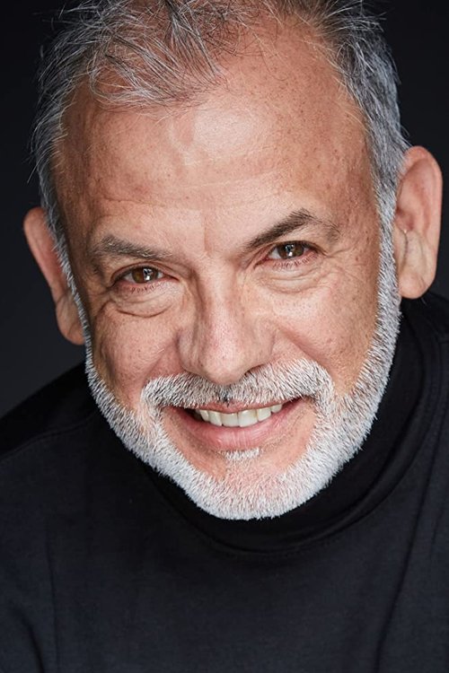 Ricardo Burgos as Victor Mendez