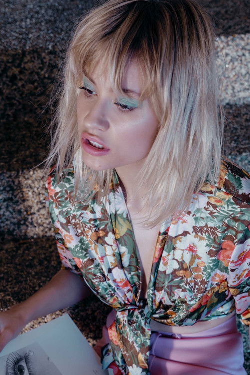 Ella Weisskamp as Voy Timmy