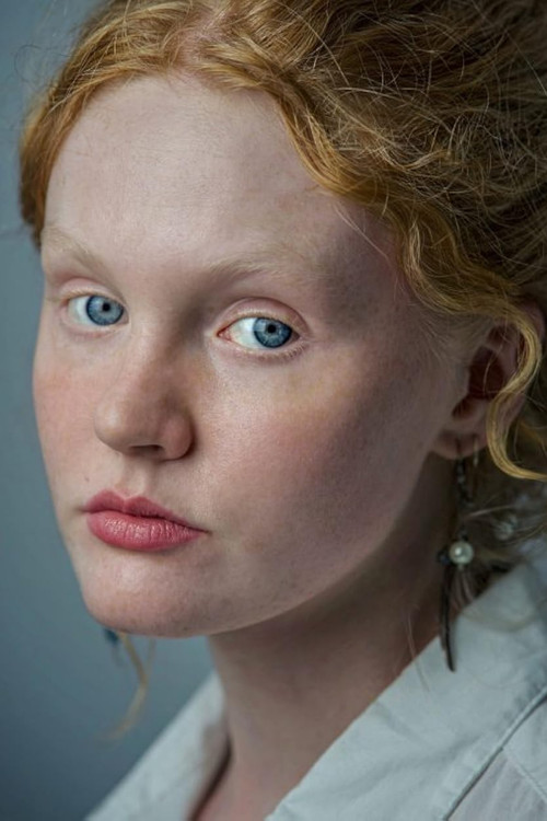 Lou Thompson as Clara Gagnon