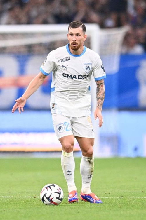 Pierre-Emile Højbjerg as Self