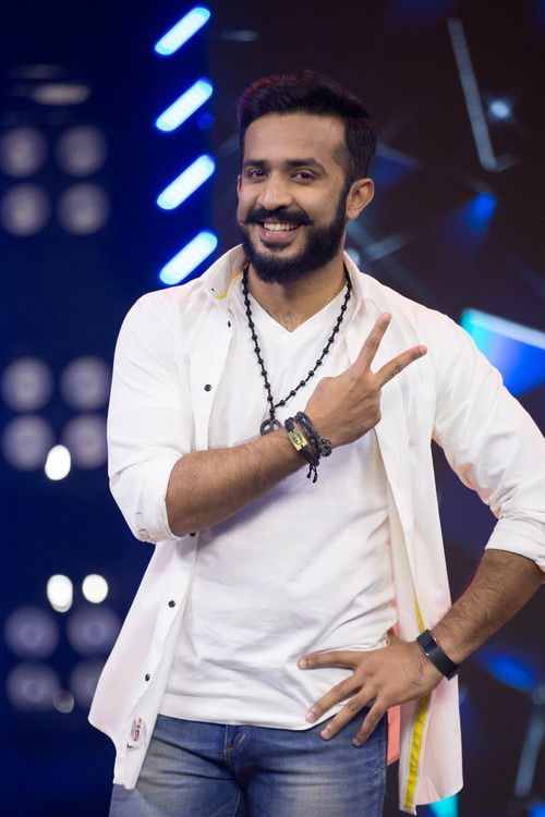 Anchor Ravi as Co-Host