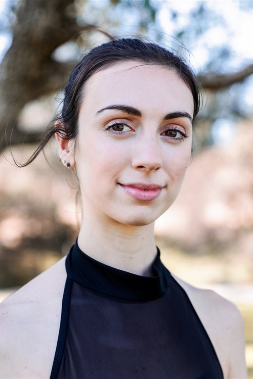Jiselle Henderkott as Girl Auditioning / New Year's Eve Show Dancer