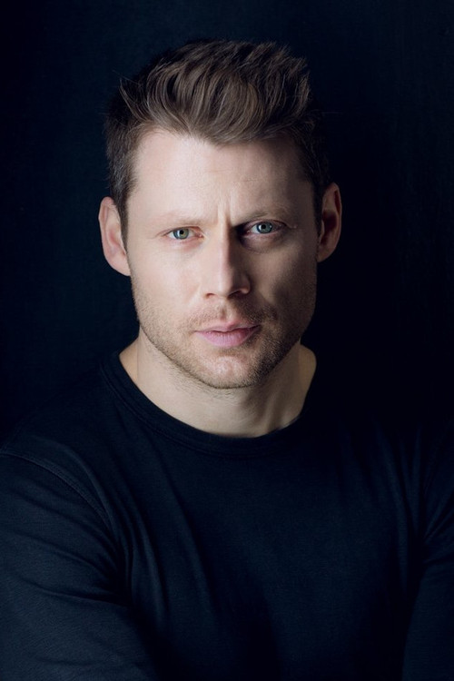 Andrew McIntosh as Drunk Man