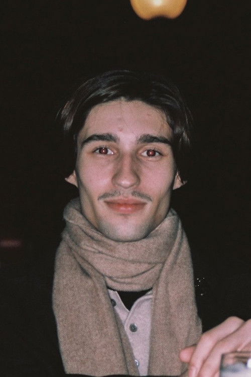 Vasco Ayala Serôdio as Convidado