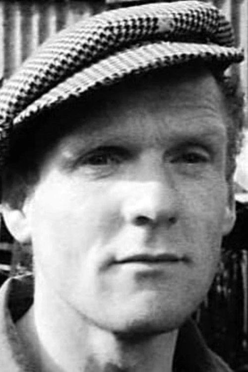 Christian Brocard as Plouc's Mechanic