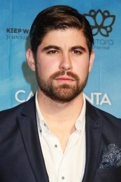 Rodrigo Virago as Servidor